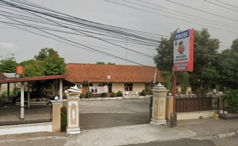 Bangunan Mapolsek Delanggu, Klaten, masih menyimpan banyak jejak kolonial. (Google Street View)