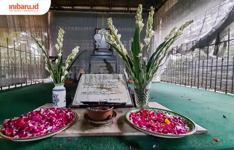 Makam Sosrokartono. (Inibaru.id/ Imam Khanafi)