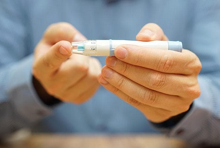 Salah satu penyakit yang bisa muncul akibat obesitas adalah diabetes. (via Suara Surabaya)