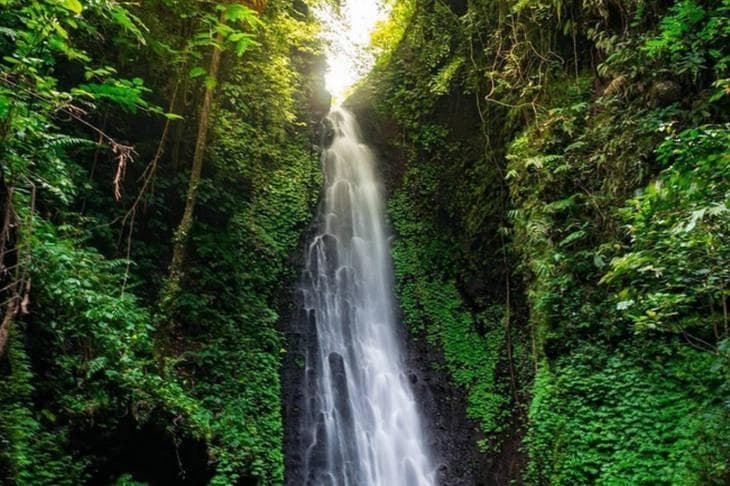 Air terjun Srambang, saksi perpisahan Jaka Tarub dan Nawang Wulan. (via GNFI) 