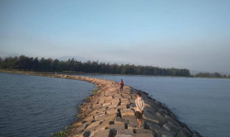 Pesona Pantai Sendang Asih Kendal yang Menyegarkan Jiwa