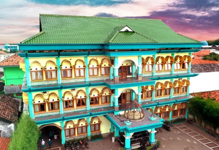 Pondok pesantren Sidogiri, ponpes tertua yang didirikan 1745 M. (Ponpes Sidogiri)