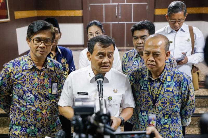 Gubernur Jateng Ahmad Luthfi akan menambah satu unit pesawat untuk mempercepat modifikasi cuaca. (Humas Jateng)