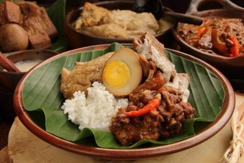 Gudeg, masakan khas Yogyakarta. (via Kecap Bango) 