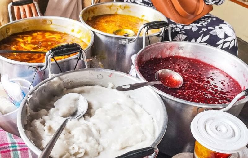 Aneka jenis jenang yang dijual oleh Bu Darmini. (X/Jogjamakanterus)