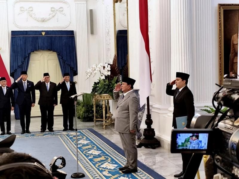 Pengambilan sumpah jabatan yang dipimpin oleh Presiden Prabowo. (Kumparan/Luthfi Humam)