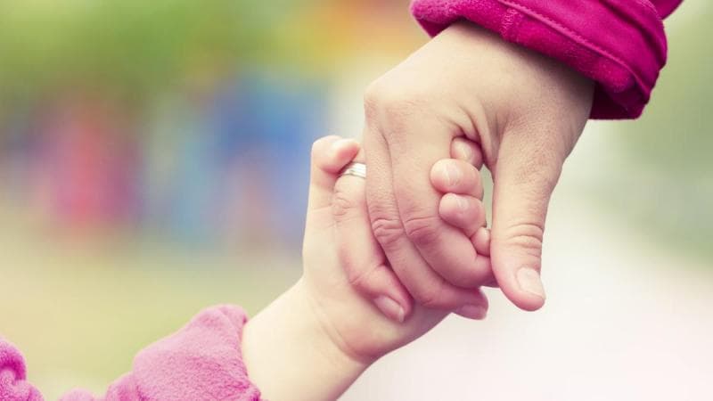 Editor foto offline juga memungkinkanmu menghapus bagian sensitif anak tanpa menyimpan foto mentah. (via Liputan6)&nbsp;