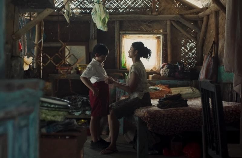 Bikin Ikut Merasa Gerah dan Pengin Makan Mi Ayam, Begini Review Film 'Pangku'