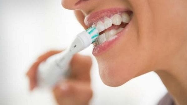 Rajin menggosok gigi ya (liputan6.com)