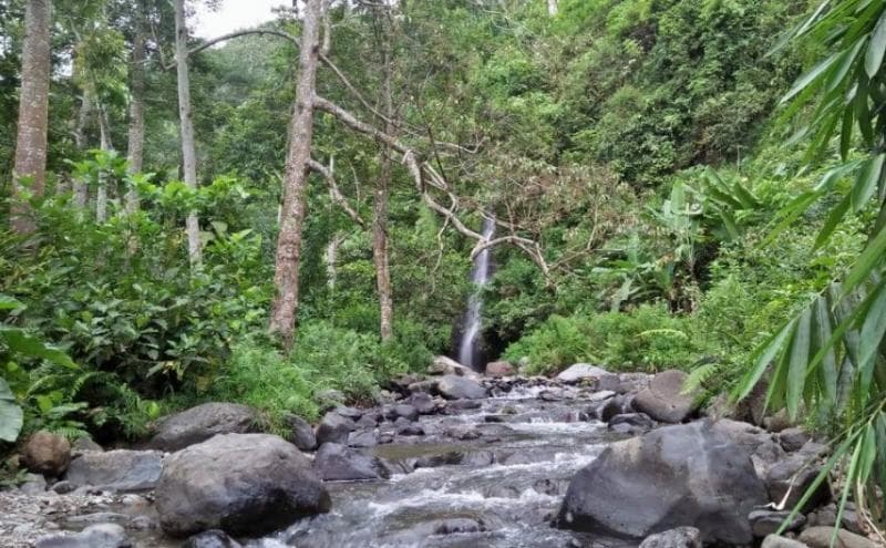 Air Terjun Tretes di Pati. (Eka Alfiatun Noer Rohmah)