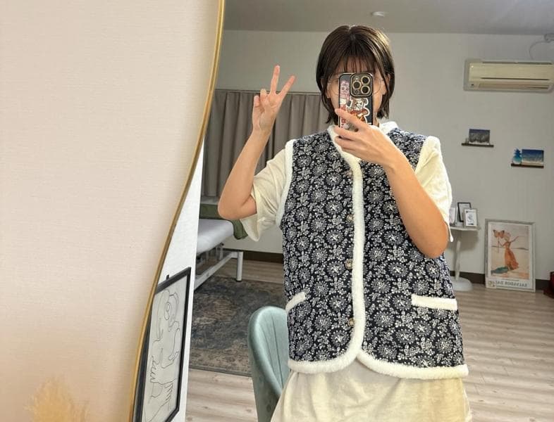 Di Korea, harga rompi ajumma hanya sekitar 5.000 Won alias Rp60 ribuan. (Threads/@hello_miyukitty)