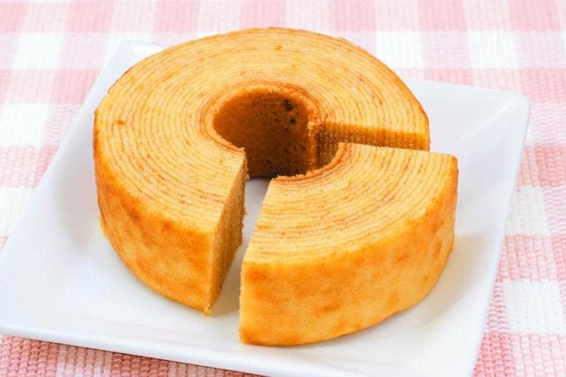 Menyingkap Berlapis-lapis Kelezatan Kue Baumkuchen yang Populer di Jepang