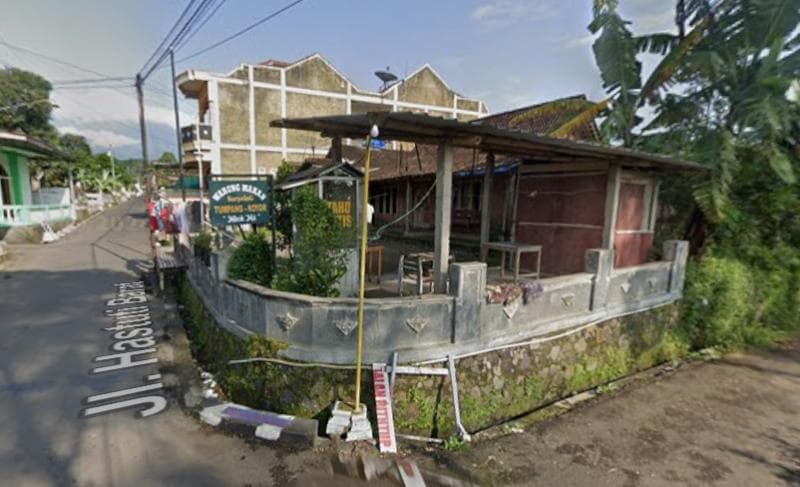 Warung Makan Sambal Tumpang Mbok Mii Ngatemi di Ampel, Boyolali, yang sederhana. (Google Street View)
