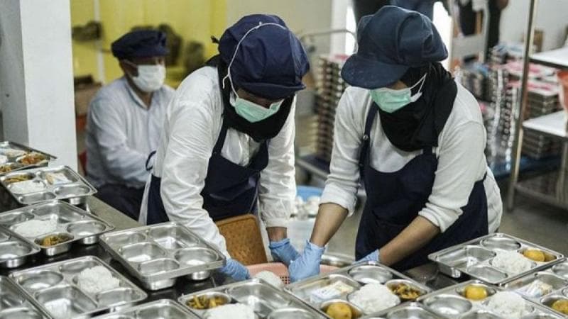 Ilustrasi: Imbas dari berita viral tentang seorang mitra MBG yang memiliki puluhan dapur mendorong BGN melakukan evaluasi terhadap izin pendirian SPPG. (Antara via VOI)