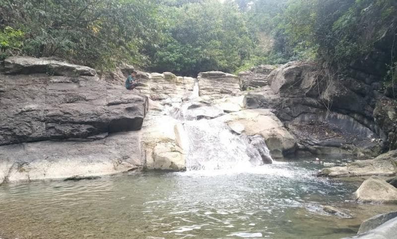Curug Tonjong berjarak sekitar 1,5 jam perjalanan dari pusat kota Brebes. (Burhan Fadli)