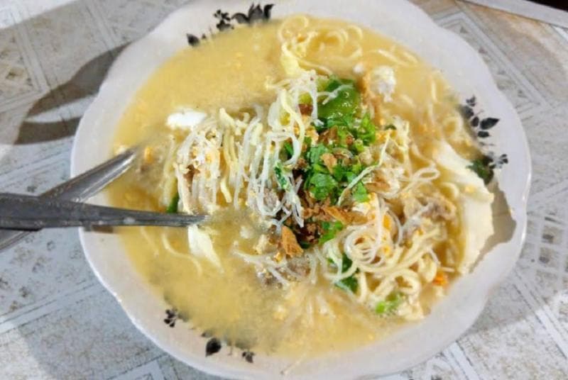 Salah satu menu makanan yang tersedia di Bakmi Palbapang Pak Uun Bantul. (Gunawan)