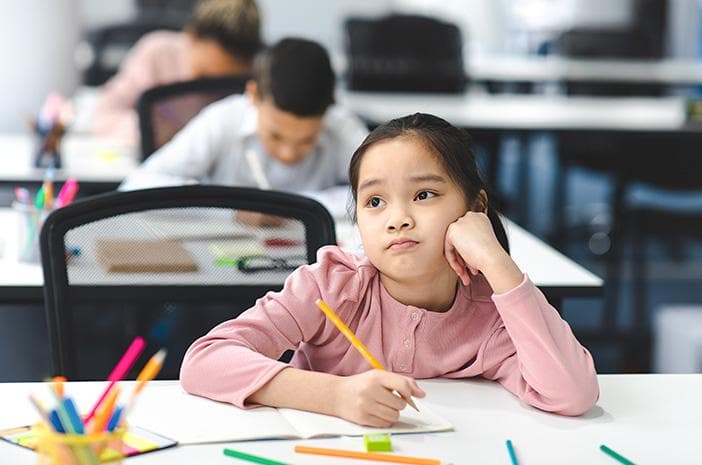 Pada fase ini, koneksi ribuan antarneuron terbangun. (Halodoc)