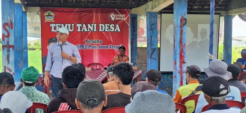 Sumanto berpesan agar petani tak mudah tergiur untuk menjual sawah. (DPRD Jateng)