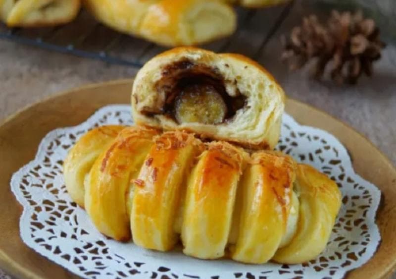 Mencicipi Rasa Legendaris Roti Jadoel Bu Djumery Salatiga