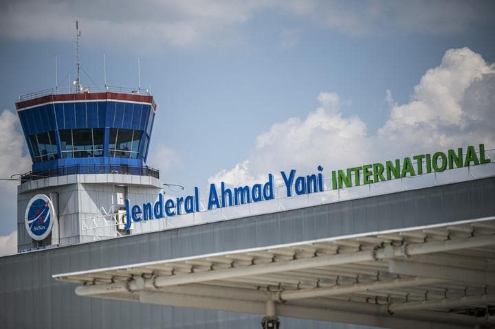 Welcome 2026! Penumpang Asal Banjarmasin Jadi Tamu Perdana di Bandara Ahmad Yani