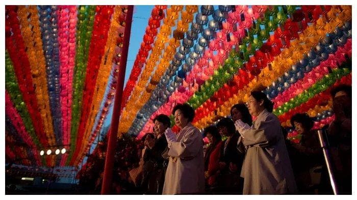 Keunikan Waisak di Korea Selatan (ibtimes.co.uk)