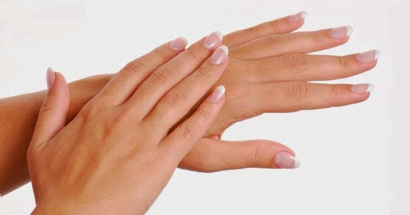 Ilustrasi tangan kering. (EnkiVeryWell)