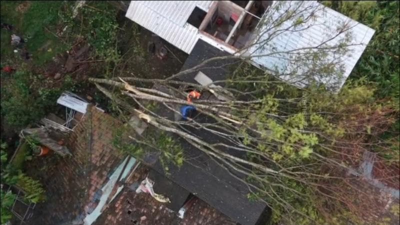 32 Rumah Rusak Akibat Angin Kencang, Bupati Semarang Siapkan Bantuan hingga Rp15 Juta!