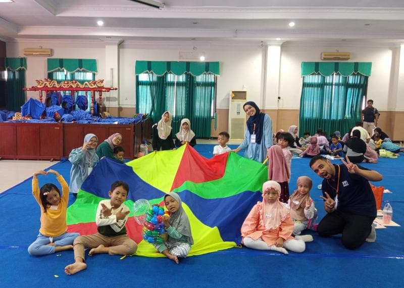 Main Bareng Keluarga Kita; Merayakan Cinta tanpa Terhalang Layar di Kota Lunpia