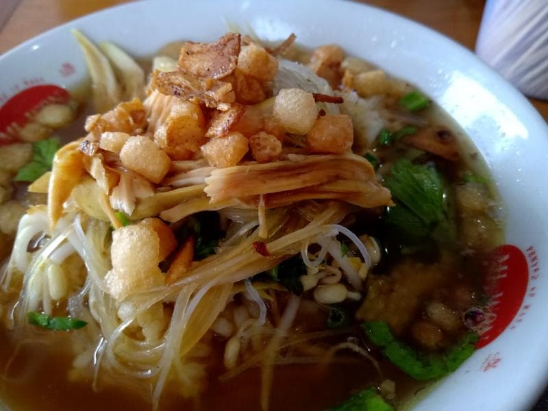 Kriuk Melegenda dari Blora Bernama Soto Klethuk Mbah Gowak