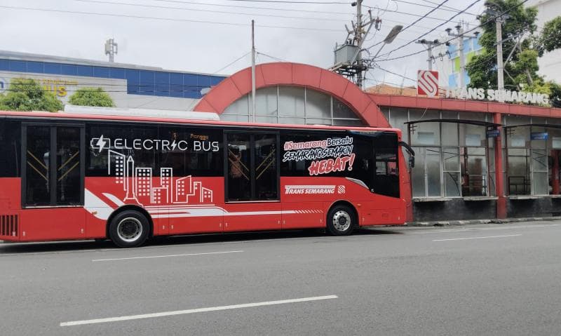 Dicari, Bus Listrik Fleksibel di Tanjakan dan Rob untuk Armada Baru Trans Semarang!