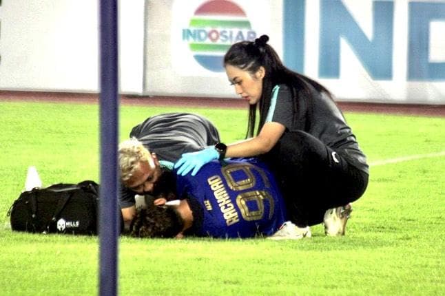 Dokter Mufida, Eks Fisioterapis PSIS Semarang yang Jadi Idola Suporter