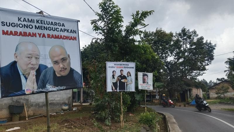 Deretan Poster Humor Ramadan di Mijen; Viral dan Jadi Spot Ngabuburit Dadakan