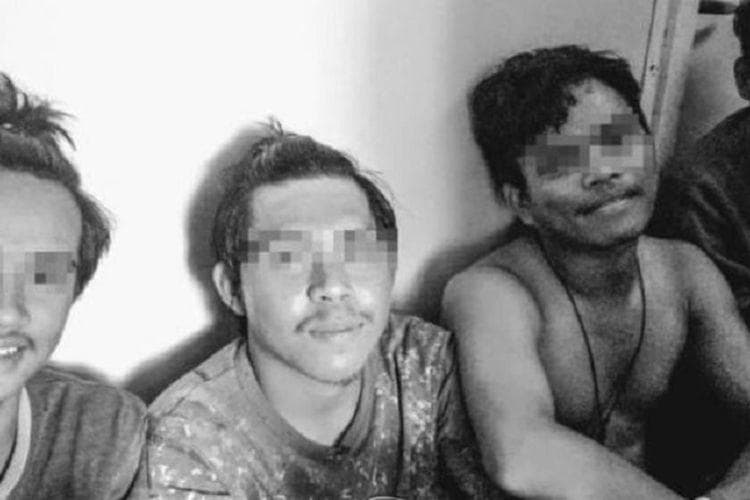 Para ABK menceritakan pengalamannya. (KFEM via BBC)<br>