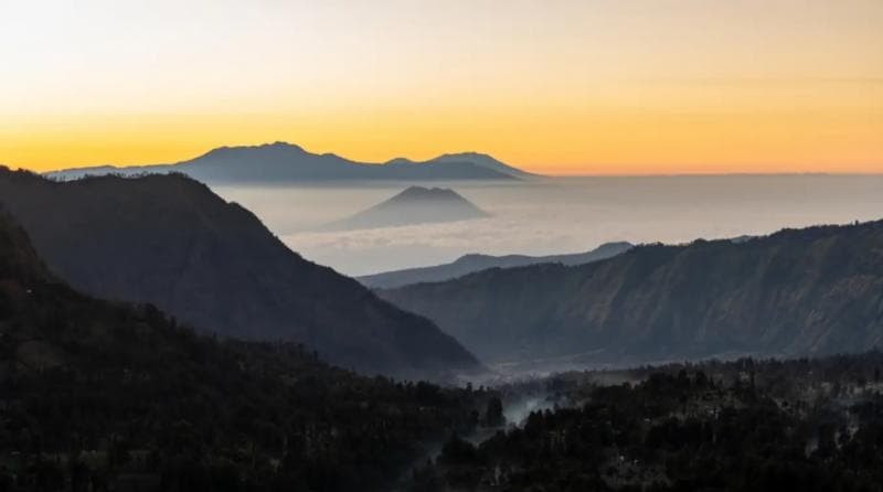 Mudah Didaki Tapi Cantik, Puncak Argopuro di Gunung Lasem Cocok Buat Pendaki Tektok