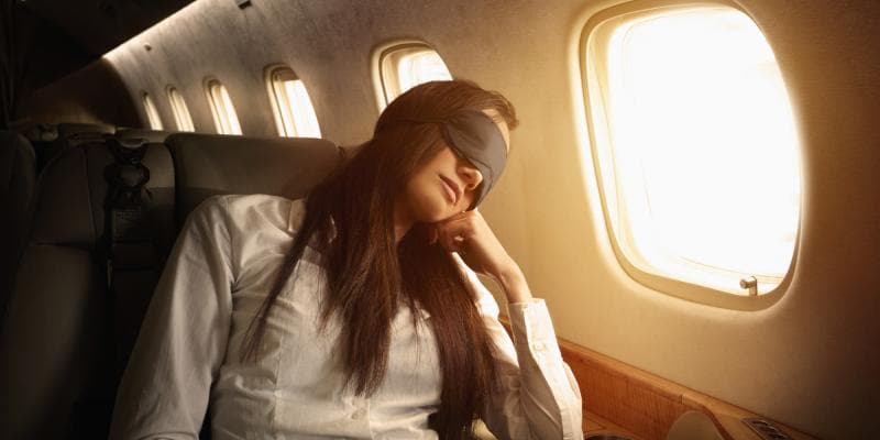 Mudik Jarak Jauh? Ini Posisi Kursi Pesawat Paling 'Wenak' buat Tidur