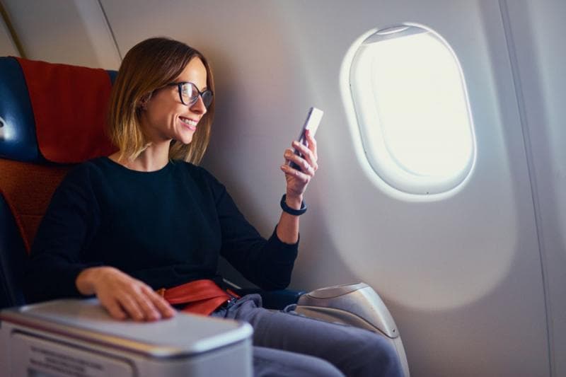 Ini Rekomendasi Outfit Anti-Pegal buat Penerbangan Jarak Jauh