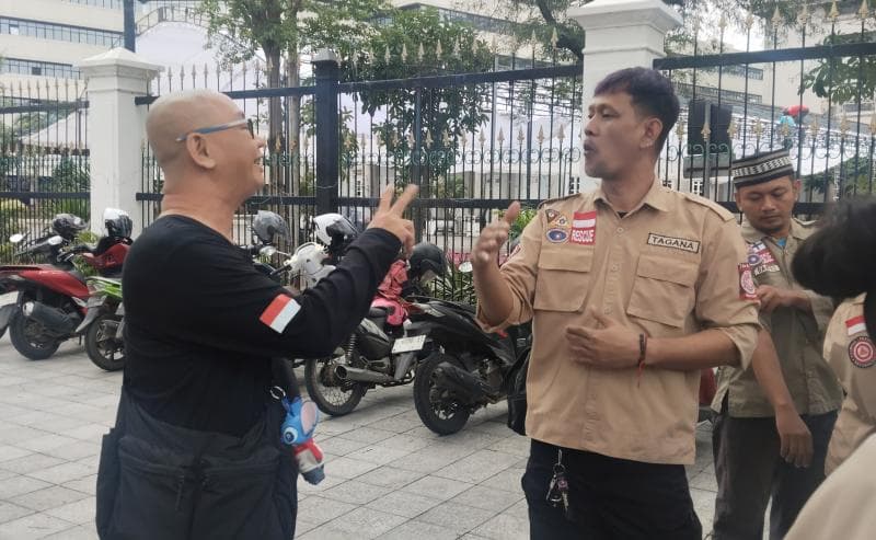 Stevanus Ming, Juru Bahasa Isyarat yang Selalu Suarakan Teman-Teman Tuli