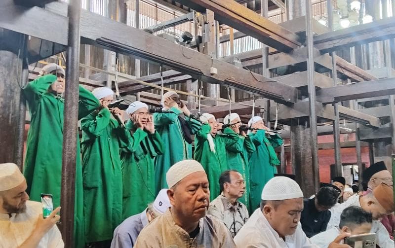 Legenda Azan Pitu di Cirebon; Kisah Para Muazin Melawan Ilmu Hitam