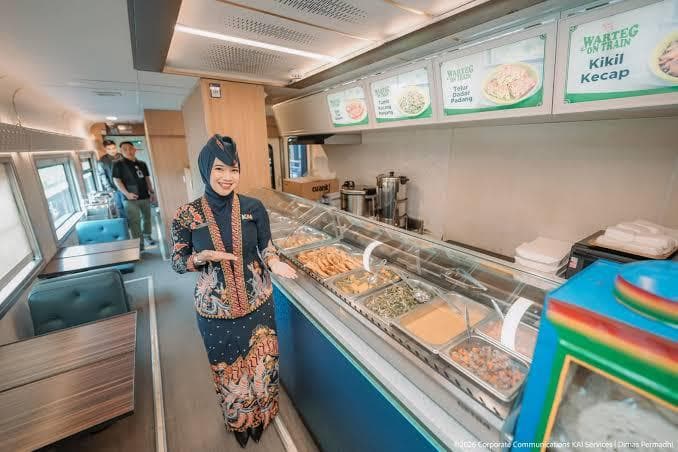 Warteg on Train, Inovasi Kuliner KAI yang Bikin Penumpang Penasaran