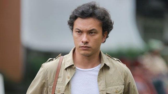 Nicholas dalam film AADC 2 (cinema.com.my)
