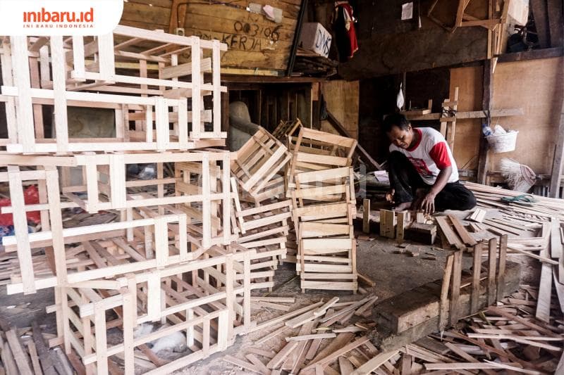 Jenis-jenis keranjang parsel tergantung dari permintaan pelanggan. (Inibaru.id/ Audrian F)<br>