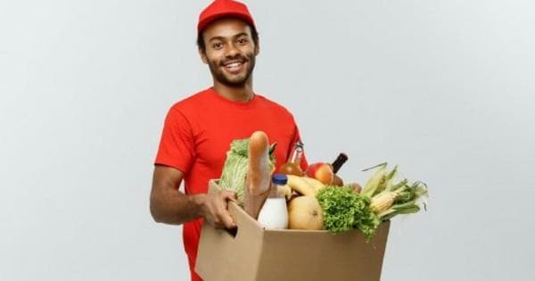 Pilih ekspedisi yang menjangkau rumahmu ya! (Stock.adobe)