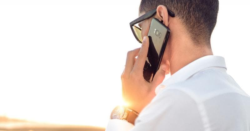 Jangan selalu mempedulikan perilaku cueknya. (Shutterstock)