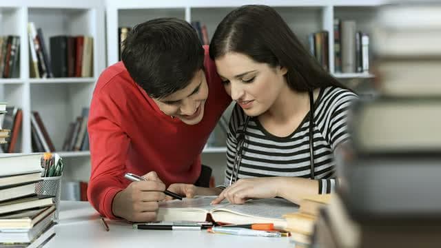 Saling menuntut menjadi lebih baik demi masa depan. (Youne)