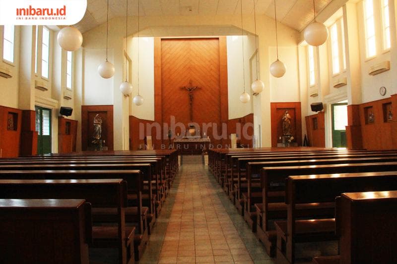 Suasana Gereja Don Bosco yang masih tutup. (Inibaru.id/ Zulfa Anisah)