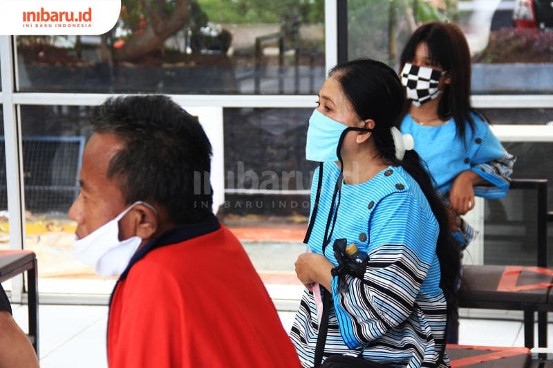 Masker ternyata nggak boleh digunakan terlalu lama. (Inibaru.id/Triawanda Tirta Aditya)