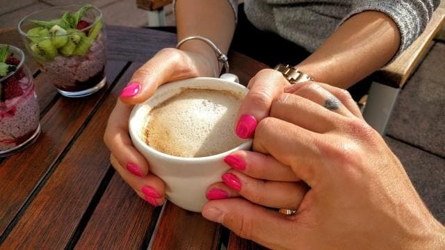 Orang yang terlalu gampang mengumbar kata cinta biasanya akan dihindari lawan jenis. (Pixabay)<br>