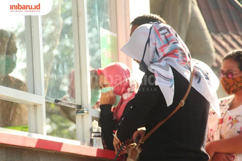 Antrean pengunjung. (Inibaru.id/ Zulfa Anisah)