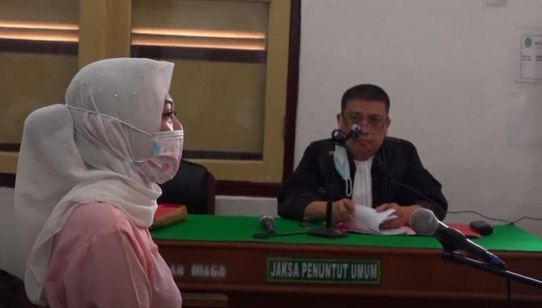 Febi Nur Amelia dituntut 2 tahun penjara. (INews)<br>