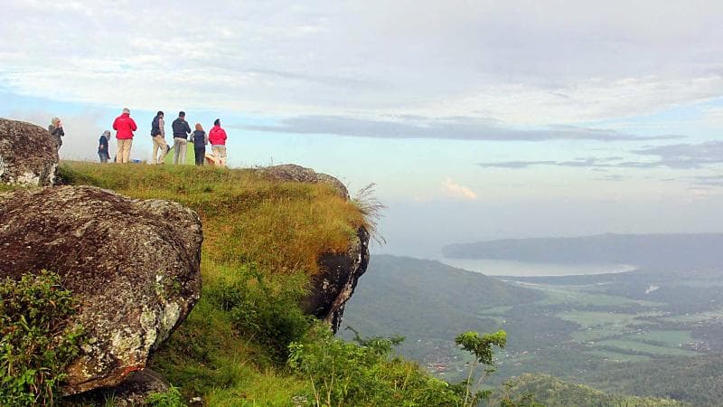 Pemandangan laut selatan dan Samudra Hindia dari Gunung Lanang. (WISKP)<br>